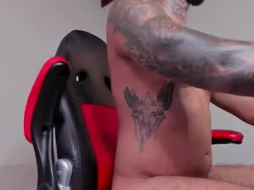 Chaturbate Adult Webcam of luigi1_