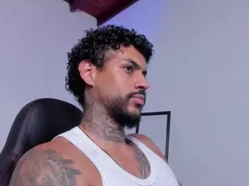 Chaturbate Adult Webcam of luigi1_