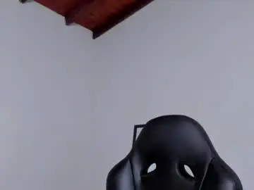 Chaturbate Free Porn Cam of luigi1_