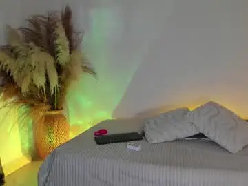 Chaturbate Best live sex cam show of scarlett_keitt