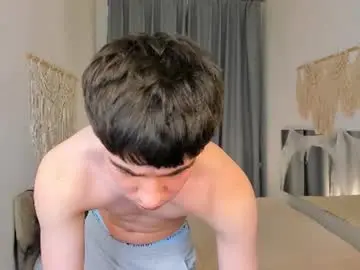 Chaturbate Free Live Porn of ethan_crowe