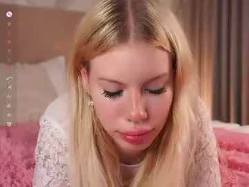 Chaturbate Live Sex Cam of sinfulfairy