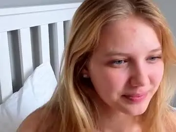 Chaturbate Watch Live Sex Cams of lil_tasty33