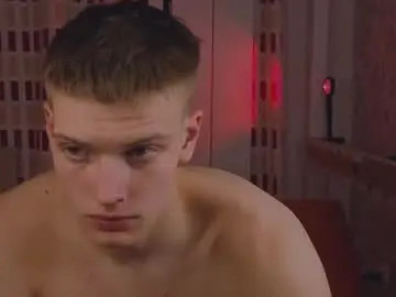 Chaturbate Live Sex Cam of yrshela