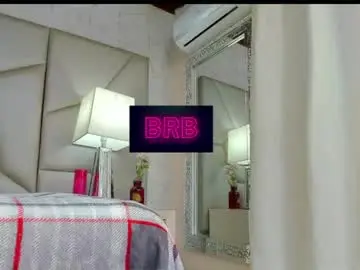 Chaturbate Live Sex of be_curiouss_