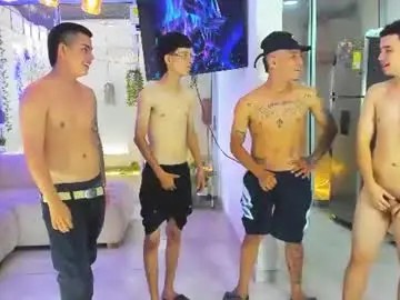 Chaturbate Free Porn Cam of boysdeluxemilitary
