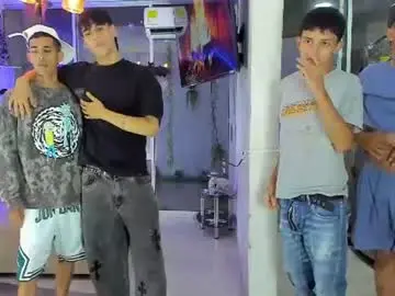 Chaturbate Live Sex Cam of boysdeluxemilitary