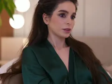 Chaturbate Live Sex Cam of dovia