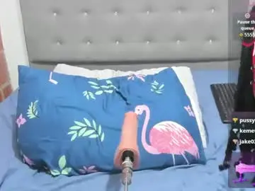 Chaturbate Live Sex Cam of kendall_wings