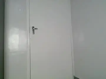 Chaturbate Live Sex Cam of blackie_divaa
