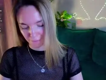 Chaturbate Free Live Porn of crystal_hanna