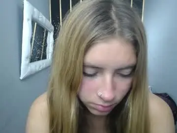 Chaturbate Live Sex Cam of nancy_blonde