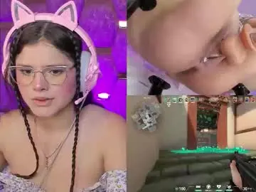 Chaturbate Nude Webcam of trianna__