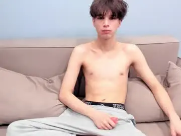 Chaturbate Sex Cam of your_shy_guy