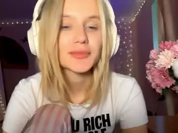 Chaturbate Nude Webcam of bebravee