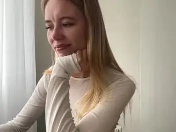 Chaturbate Adult Video Chat of bebravee