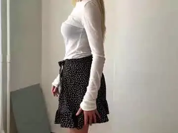 Chaturbate Adult Video Chat of bebravee