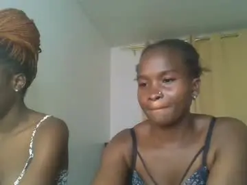 Chaturbate Live Sex of hot_petite12