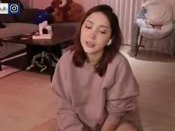 Chaturbate Free Live Porn of maxine_8