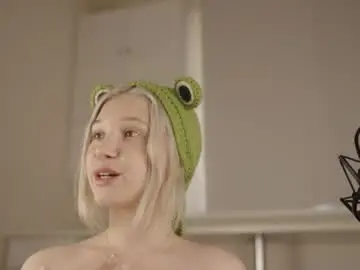 Chaturbate Live Sex of jennyplaudis_