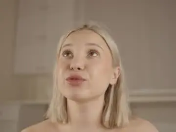 Chaturbate Live Sex of jennyplaudis_