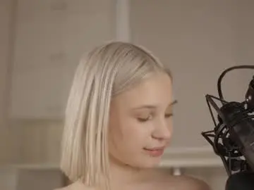 Chaturbate Adult Webcams of jennyplaudis_