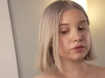 Chaturbate Live Sex of jennyplaudis_