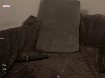 Chaturbate Sex Chat of jennyplaudis_