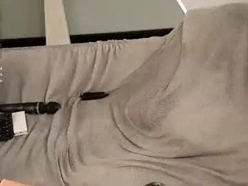 Chaturbate Adult Video Chat of jennyplaudis_