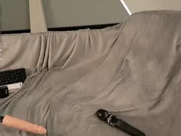 Chaturbate Free Porn Cam of jennyplaudis_