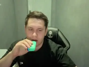 Chaturbate Sex Chat of max_marlyn