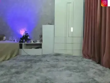 Chaturbate Live Sex Cam of your_bunnygirl