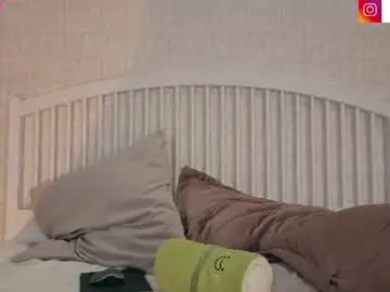 Chaturbate Live Sex Cam of your_bunnygirl