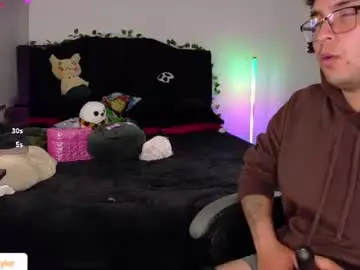 Chaturbate Best live sex cam show of conor_taylor_