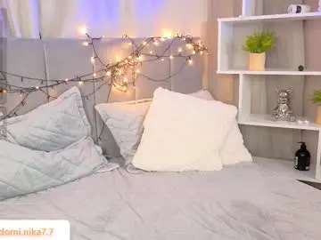 Chaturbate Live Sex Cam of eve_pump