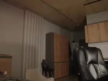 Chaturbate Free Live Porn of _p_l_u_r_