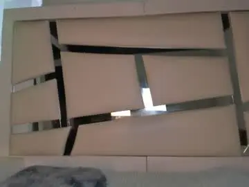 Chaturbate Live Sex Cam of chrystal_jade