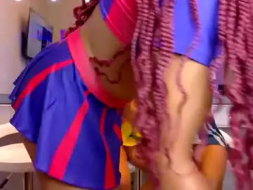 Chaturbate Private Sex Chat of petitestrawberry18