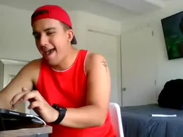 Chaturbate Live Porn of adriannn222