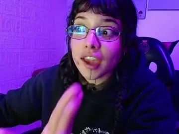 Chaturbate Watch Live Sex Cams of petite_melodyy