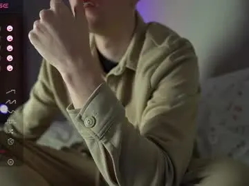 Chaturbate Live Sex Cam of taisonbrownx