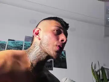 Chaturbate Nude Webcam of angeel_d035