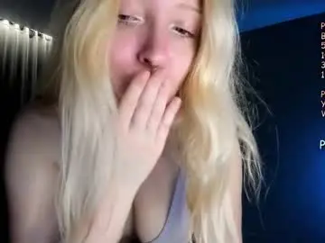 Chaturbate Live Porn of honey_honey_honey