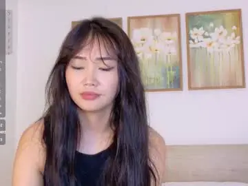 Chaturbate Live Sex Cam of pinkyblooom