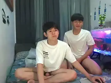 Chaturbate Live Sex of ur_younngtwinkxxx