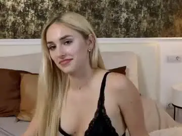 Chaturbate Live Sex Cam of lenaastar