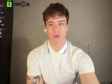 Chaturbate Sex Cam of adampolerno