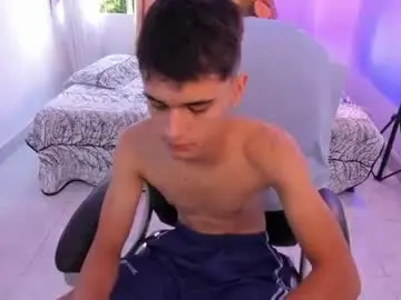 Chaturbate Private Sex Chat of aron_boyy