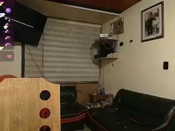 Chaturbate Live Sex Cam of cintya_torres_1