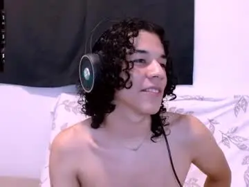 Chaturbate Watch Live Sex Cams of isidroglasc